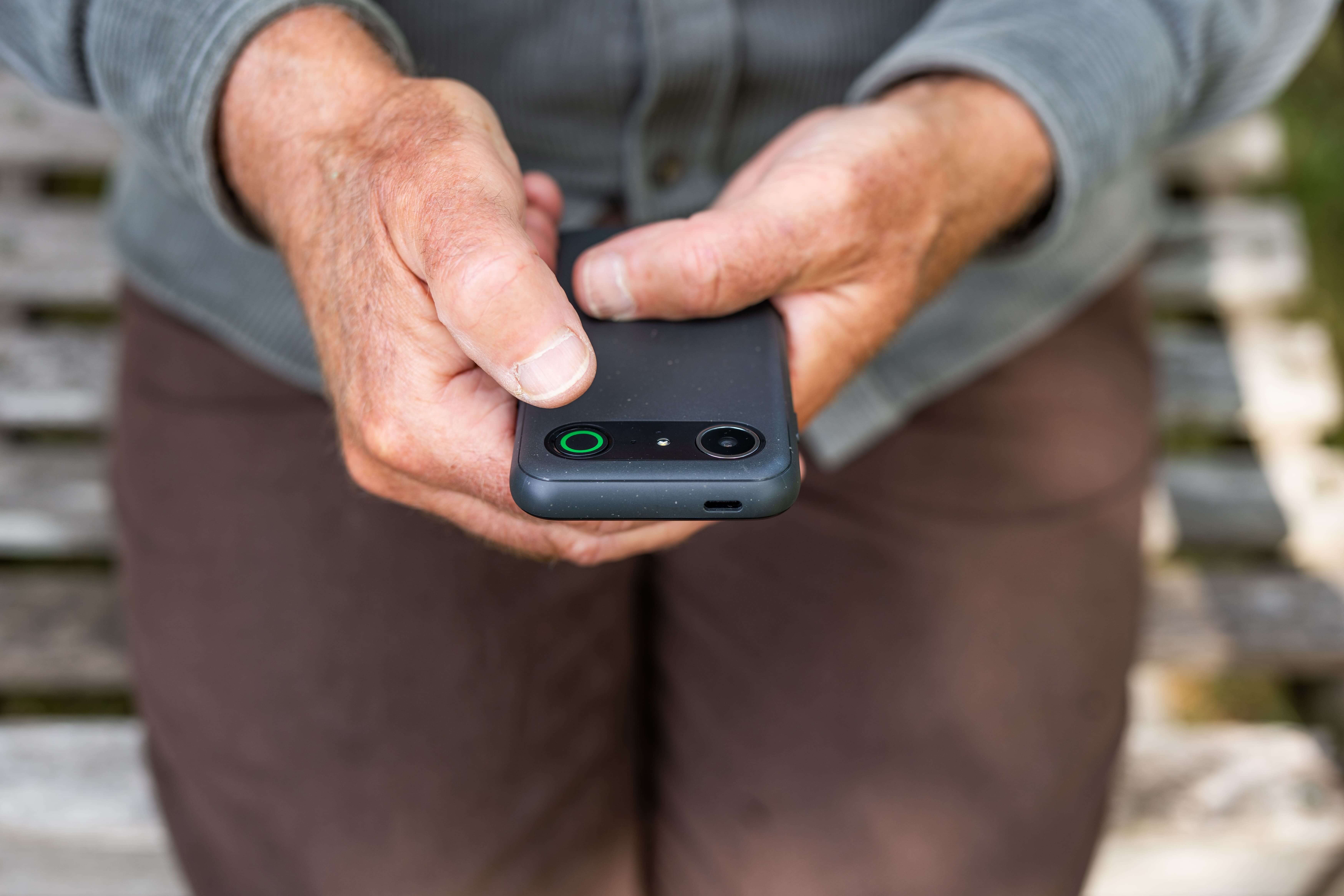 Doro Secsure Button